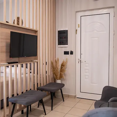 Nektaria Apartament *